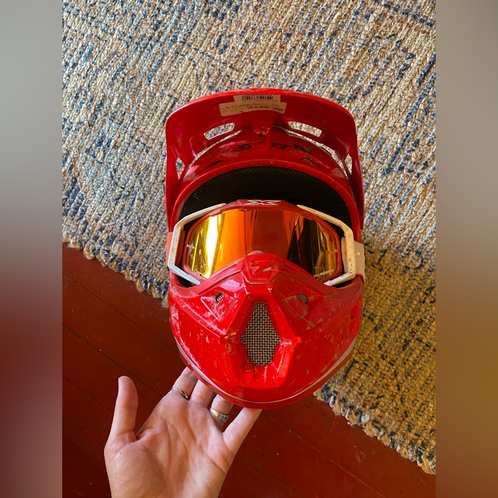 Shift White Label snowmobile Helmet With Goggles Included